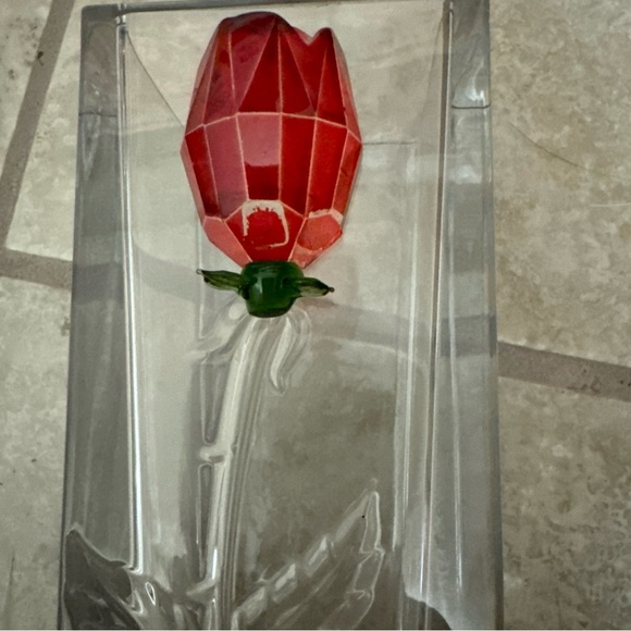 Shannon crystal rose vase - Picture 3 of 6
